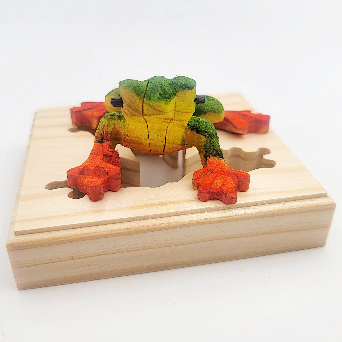 Artisan 3-D Puzzle - Tree Frog