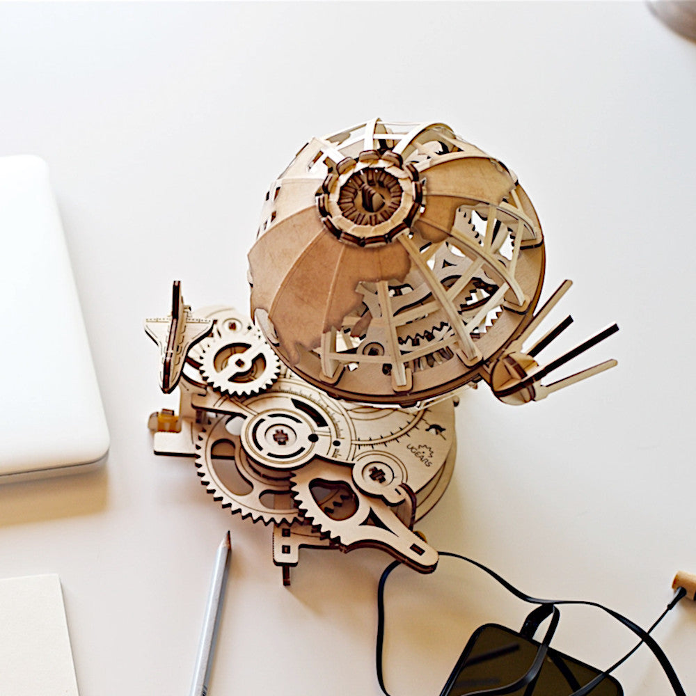 Globus DIY Craft Kit