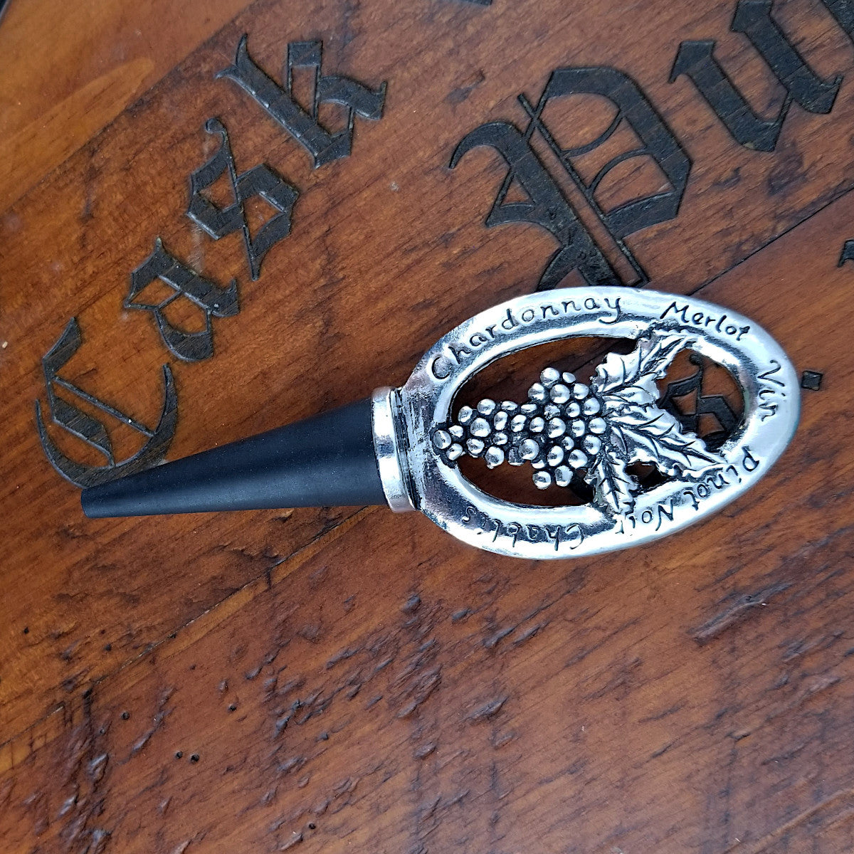 Grapes Bottle Stopper